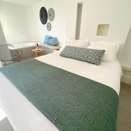 Panorama Boutique Fira (Santorini)